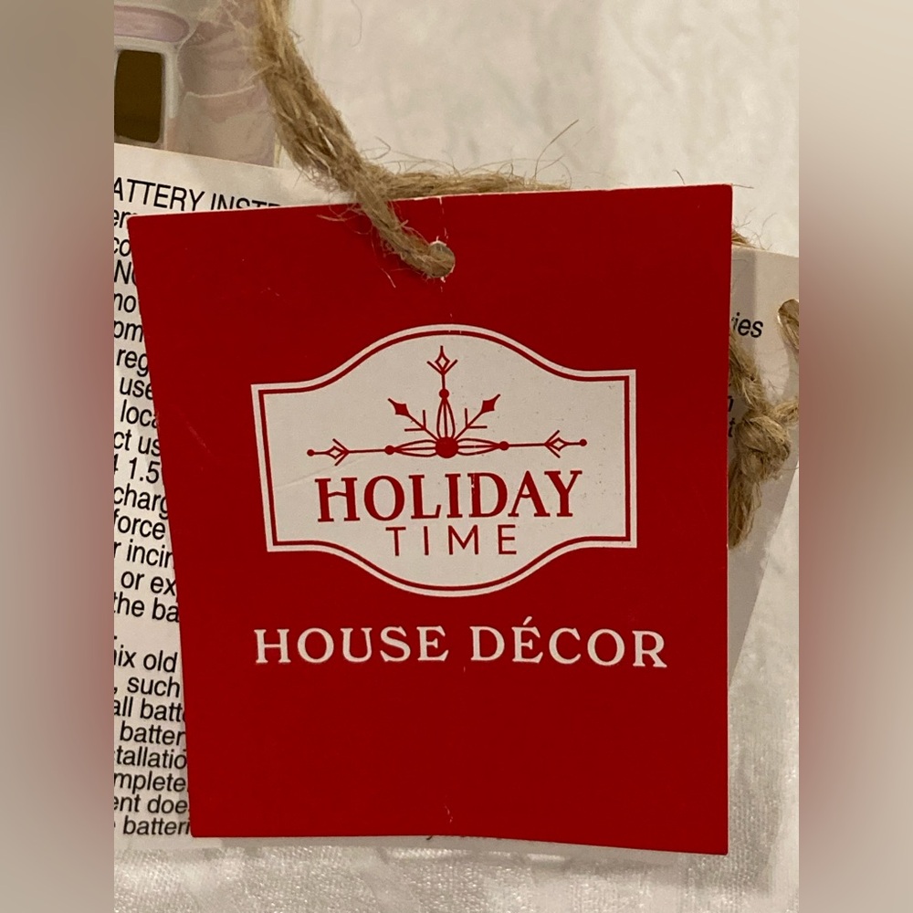 Holiday Time LED Lighted 2-story Blue & White House Christmas Tabletop Decor NEW - Picture 9 of 10